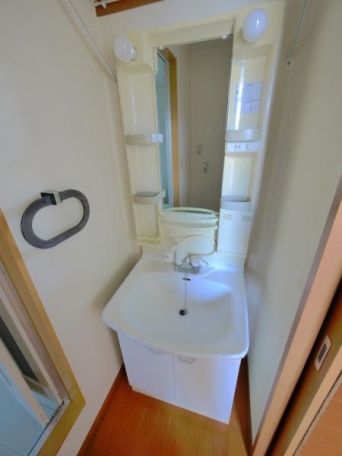 写真は同タイプの別の部屋のものです 洗面台・洗面所